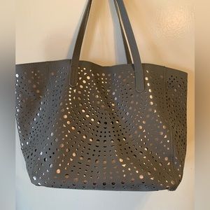 Bath and body works  large gray zippered tote bag
